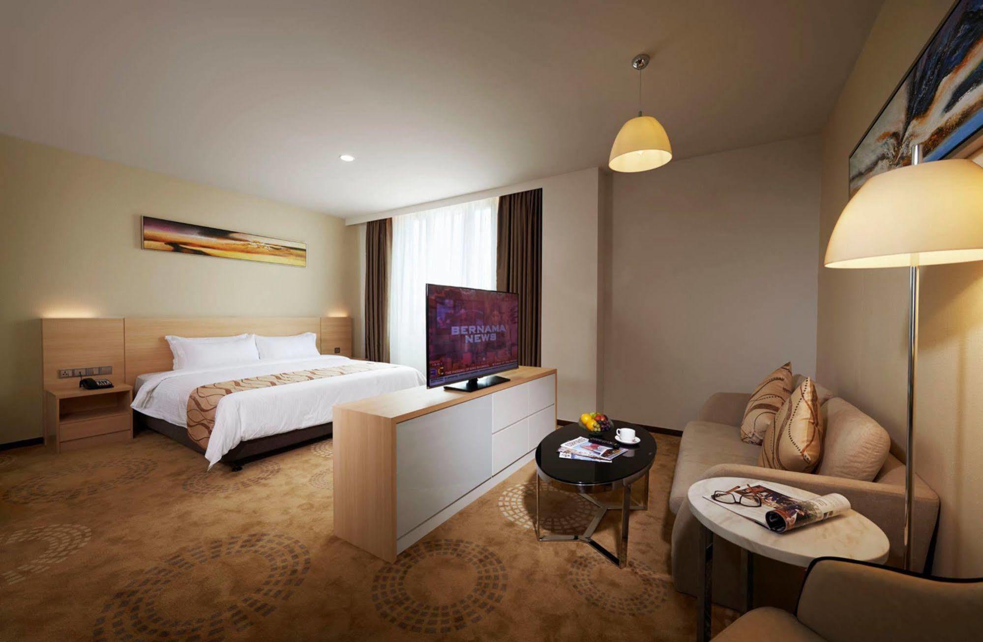 Purest Hotel Sungai Petani Extérieur photo