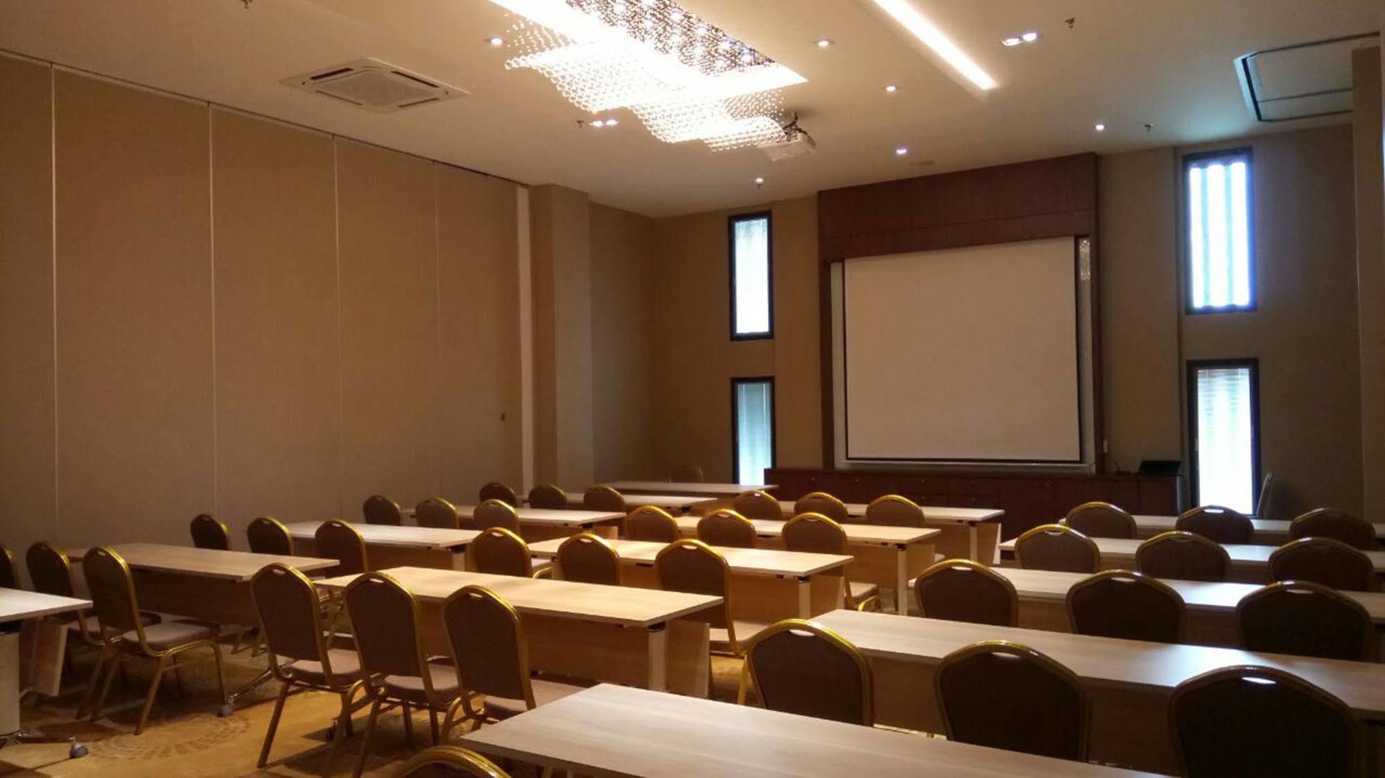 Purest Hotel Sungai Petani Extérieur photo