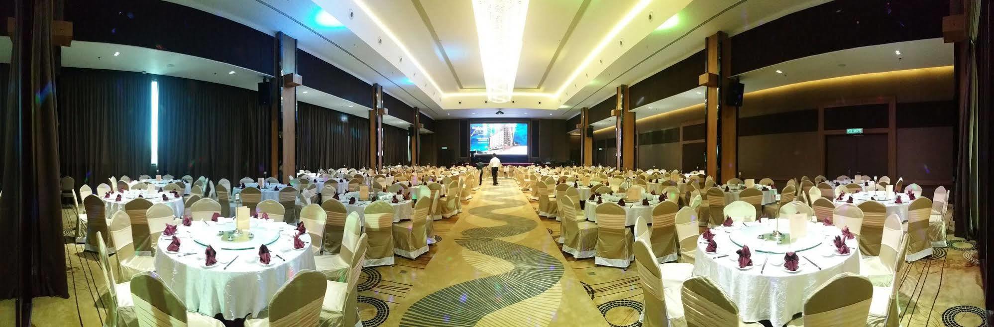 Purest Hotel Sungai Petani Extérieur photo