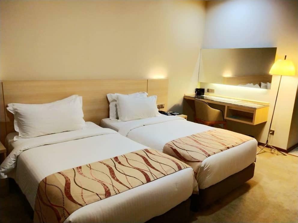 Purest Hotel Sungai Petani Extérieur photo